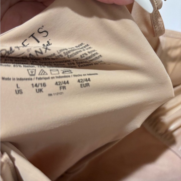 SPANX Beige Shapewer - Picture 4 of 4